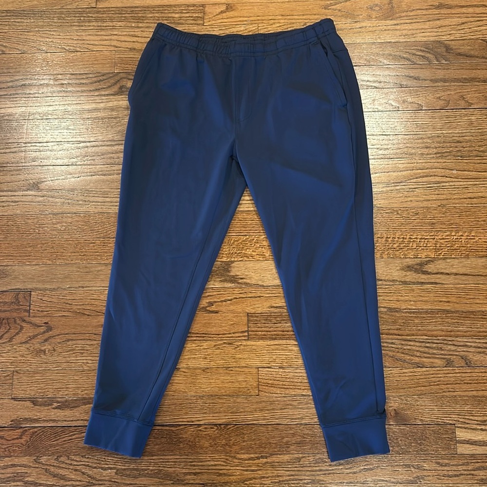 RHONE Men’s Spar Jogger, Everyday Comfort Jogger. Size XL